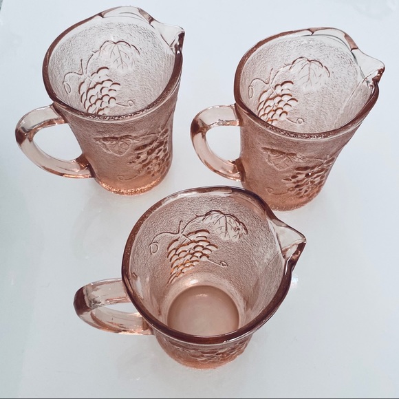 All 3 Pink Depression Glass Small Pitcher Vintage - Picture 2 of 15